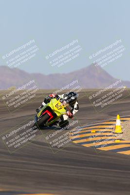 media/Oct-07-2023-CVMA (Sat) [[f84d08e330]]/Race 13 500 Supersport-350 Supersport/